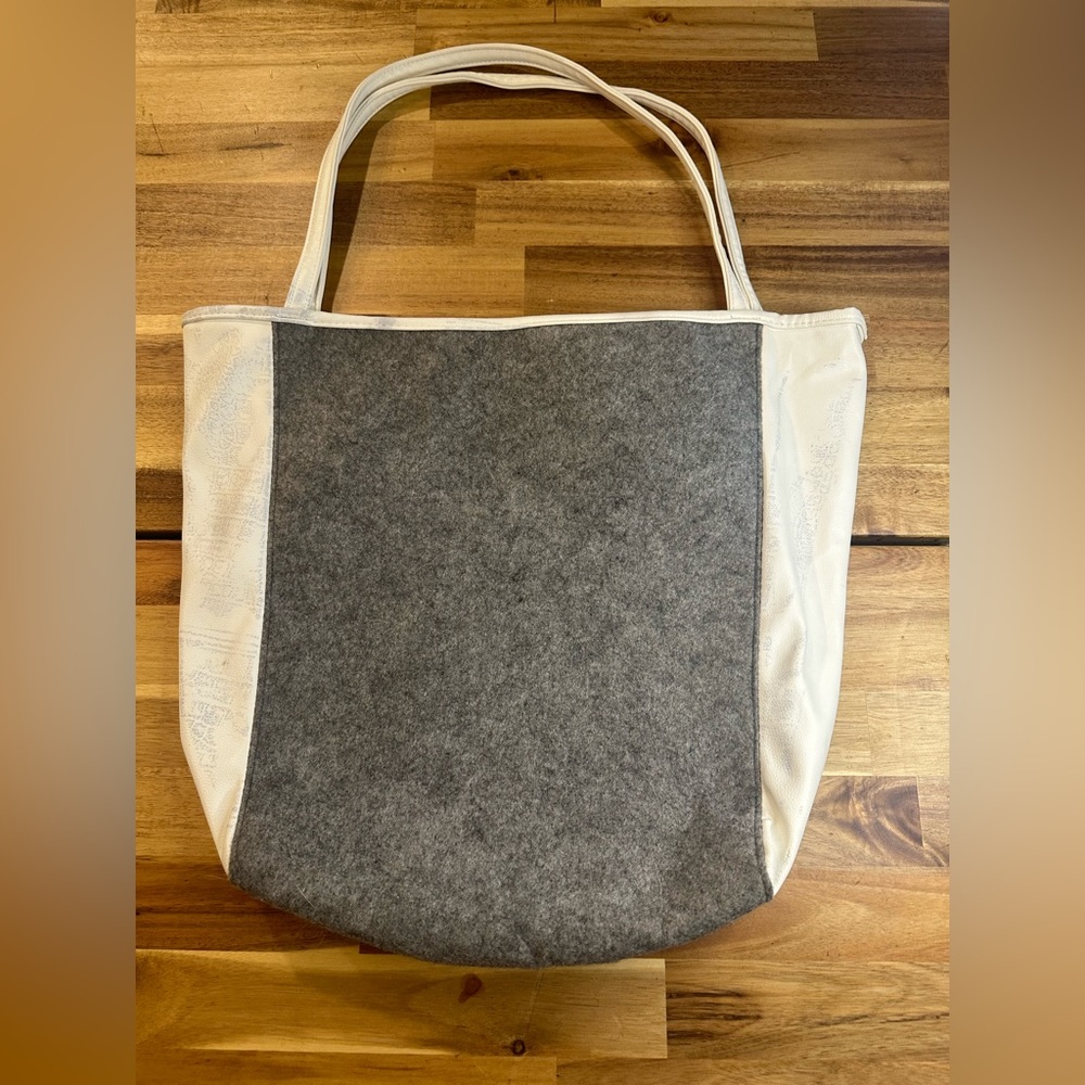 Neiman Marcus Tote Bag| Fabric Leather | Gray & White